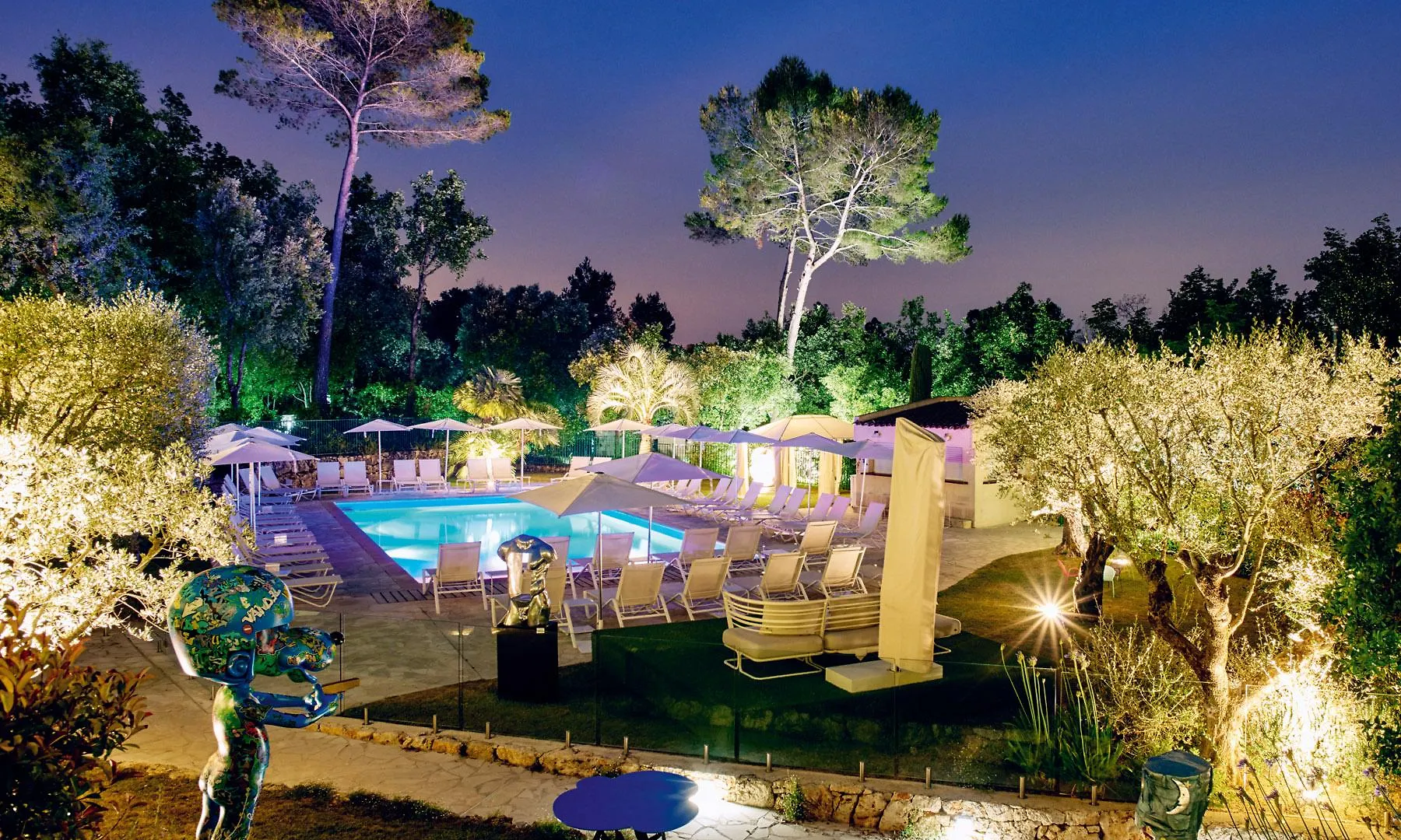 Hotel Restaurant La Vague De Saint Paul  Saint-Paul-de-Vence